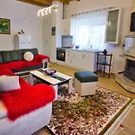 Villa Goliku
