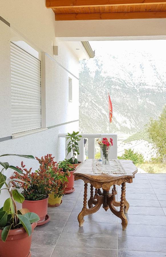 Villa Goliku Pestani