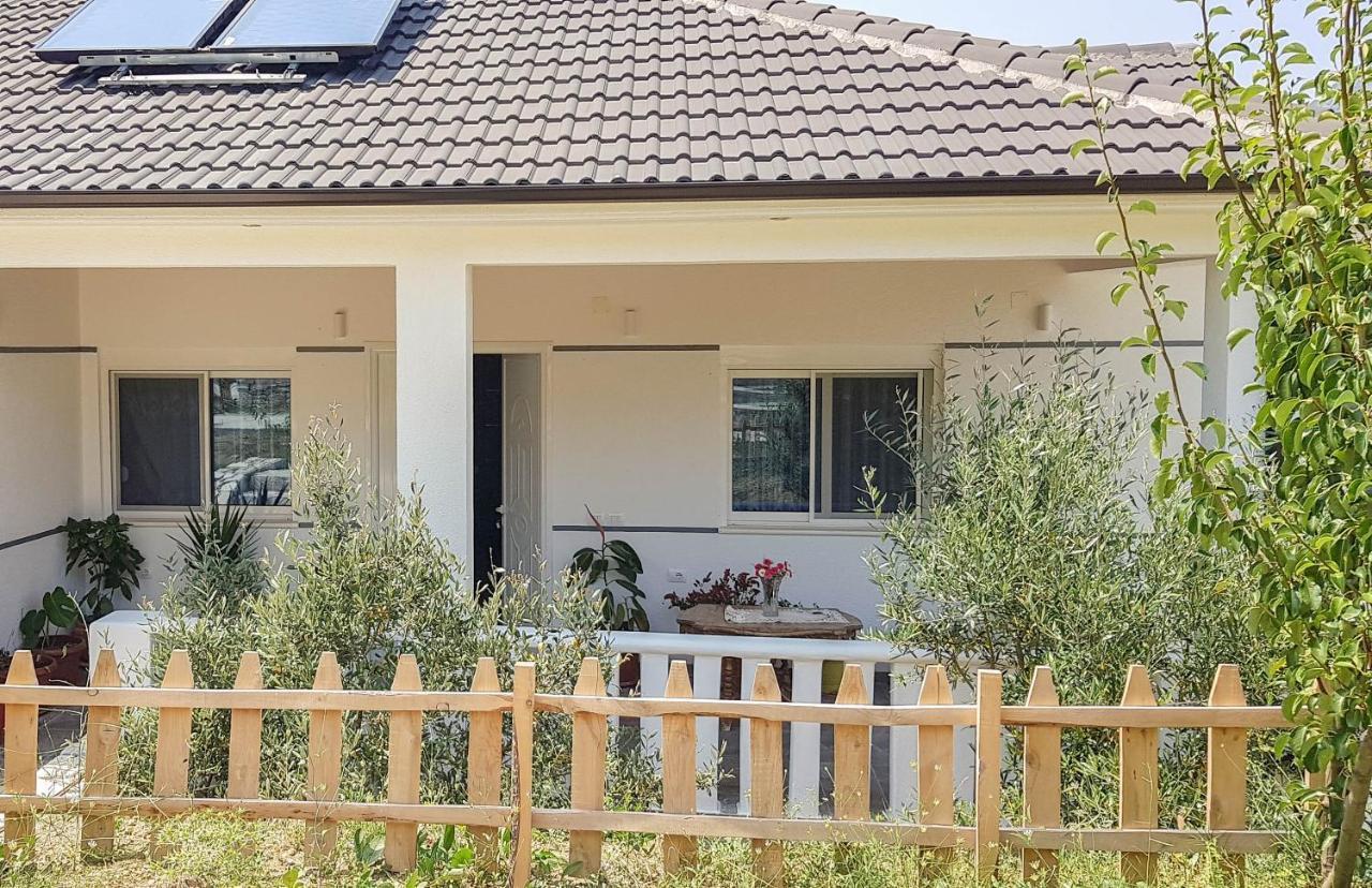 Goliku Villa