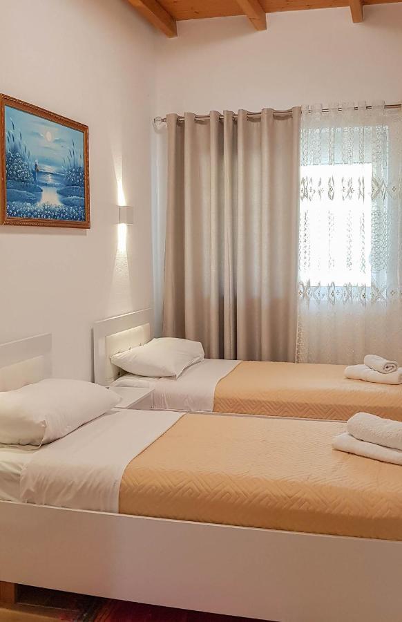 Goliku Villa *