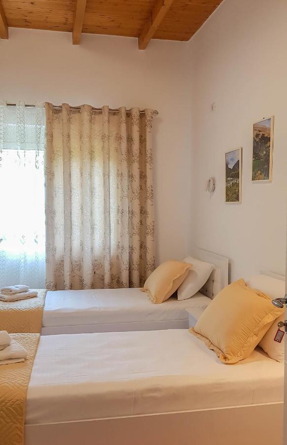 Villa Goliku *
