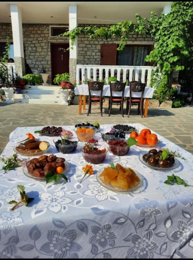Villa Goliku *